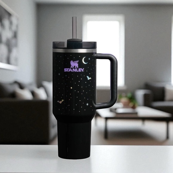 Halloween Stanley 40oz Quencher Tumbler Limited Edition Spellcast Black Bats NEW - Picture 6 of 11